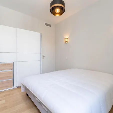 Pour 3 Personnes Au Coeur De * Bordeaux