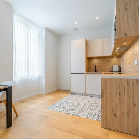 Daire Pour 3 Personnes Au Coeur De Bordeaux